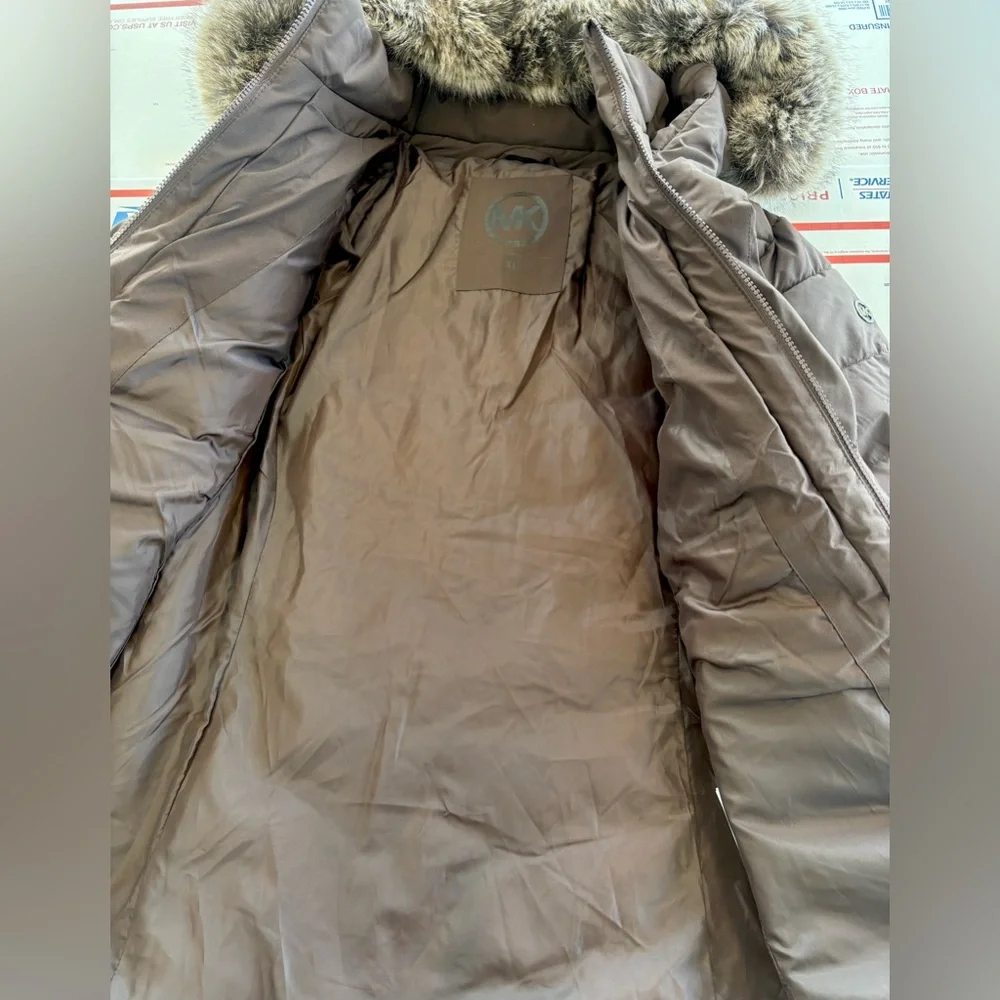 Michael Kors 💅✨ Chocolate Brown Belted MK Fur Puffer Jacket Designer Coat NWT - Picture 8 of 10